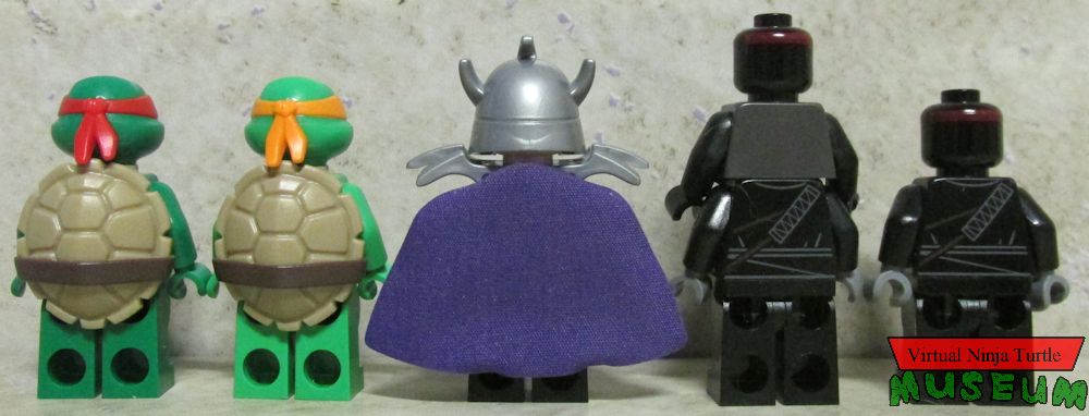 mini figure rear view