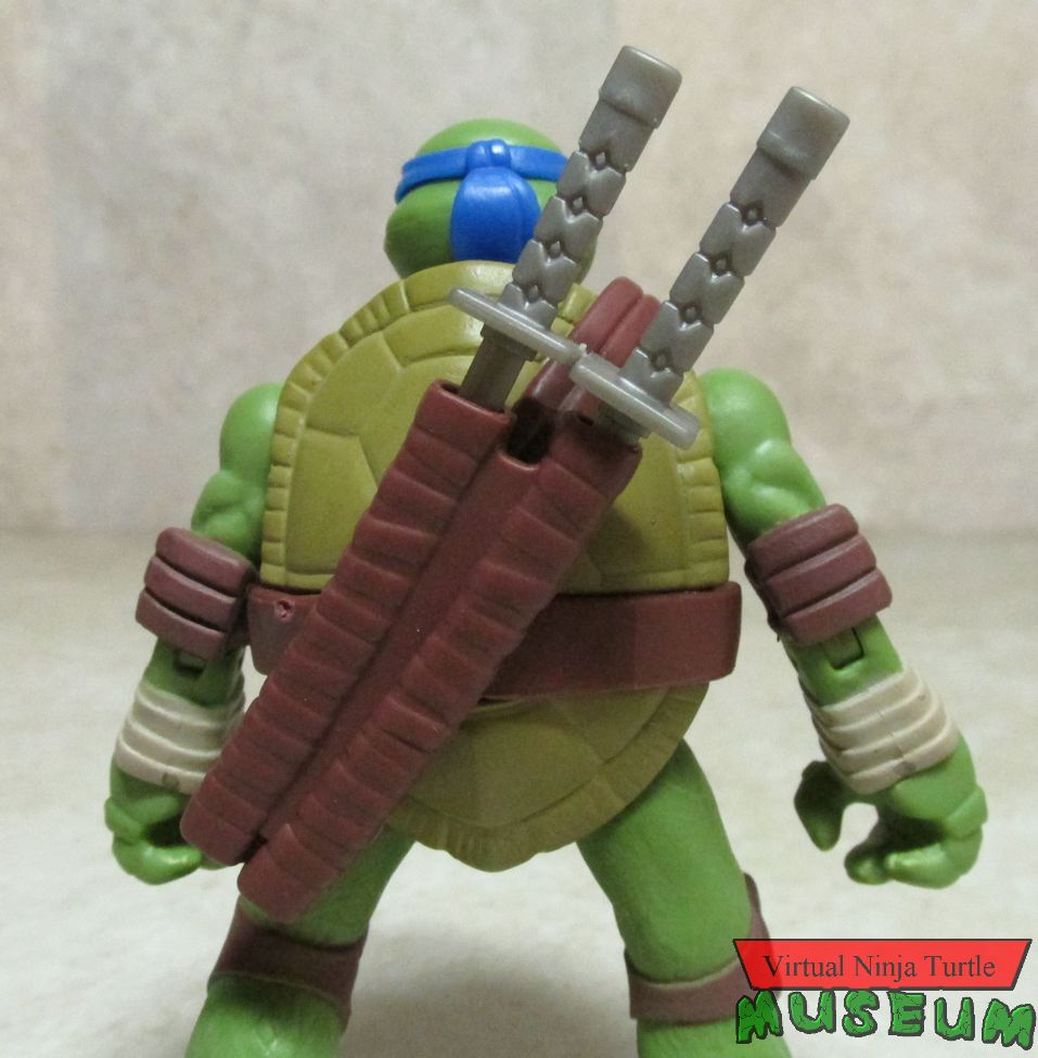 Head Droppin' Leonardo sword storage