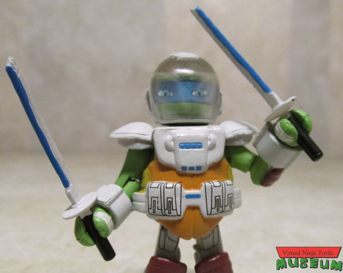 Space Suit Leonardo with swords