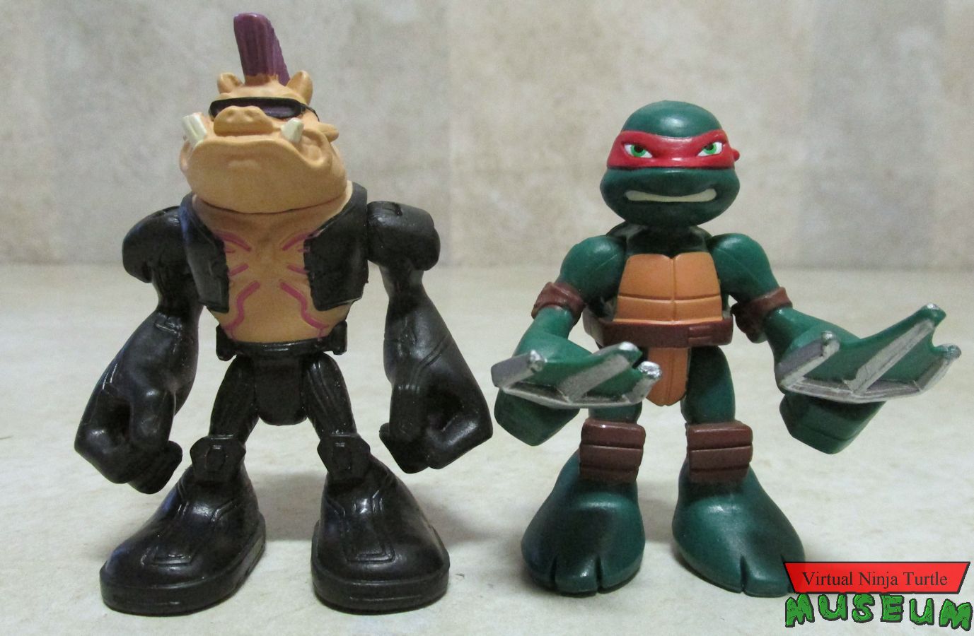 Raphael & Bebop packin figures