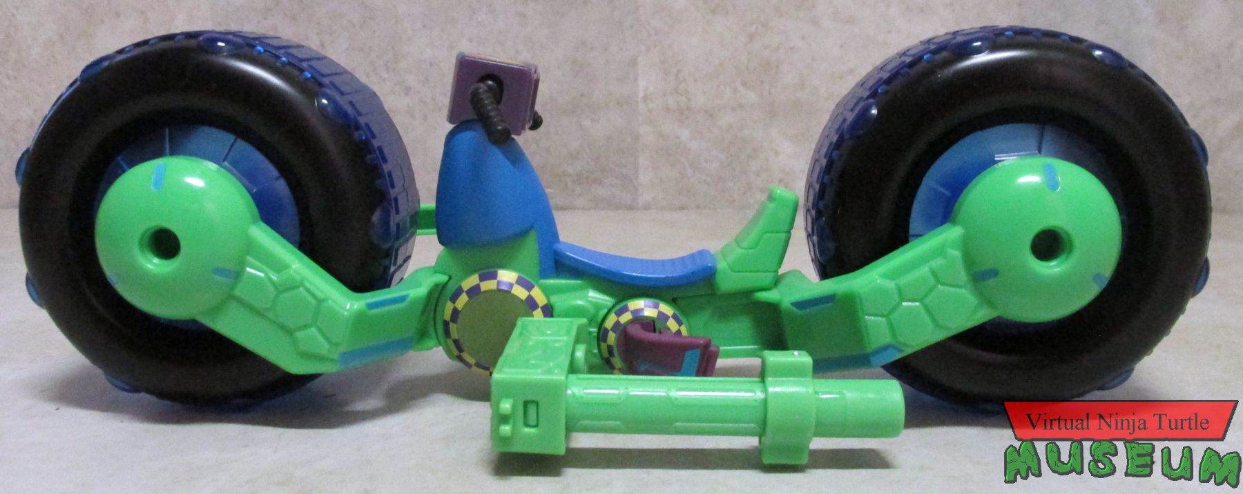 Leonardo's Shell Hog left side