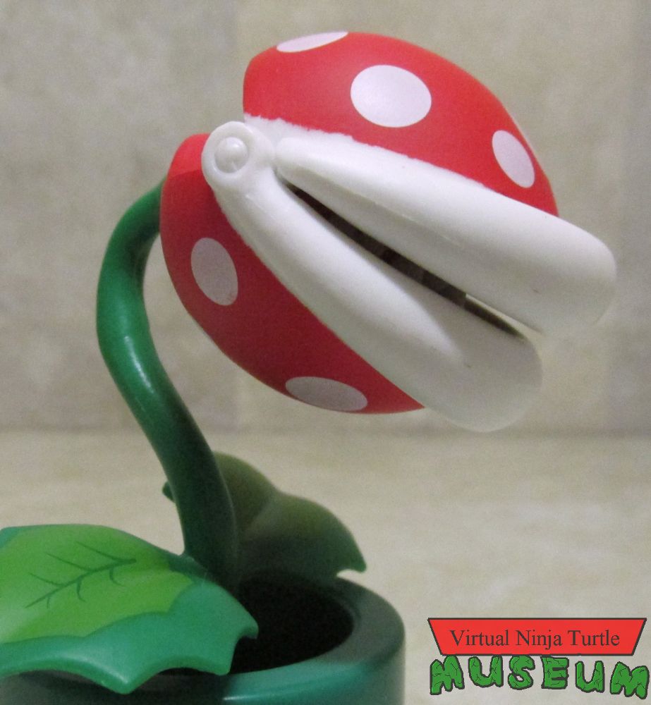 Piranha Plant mouth closed